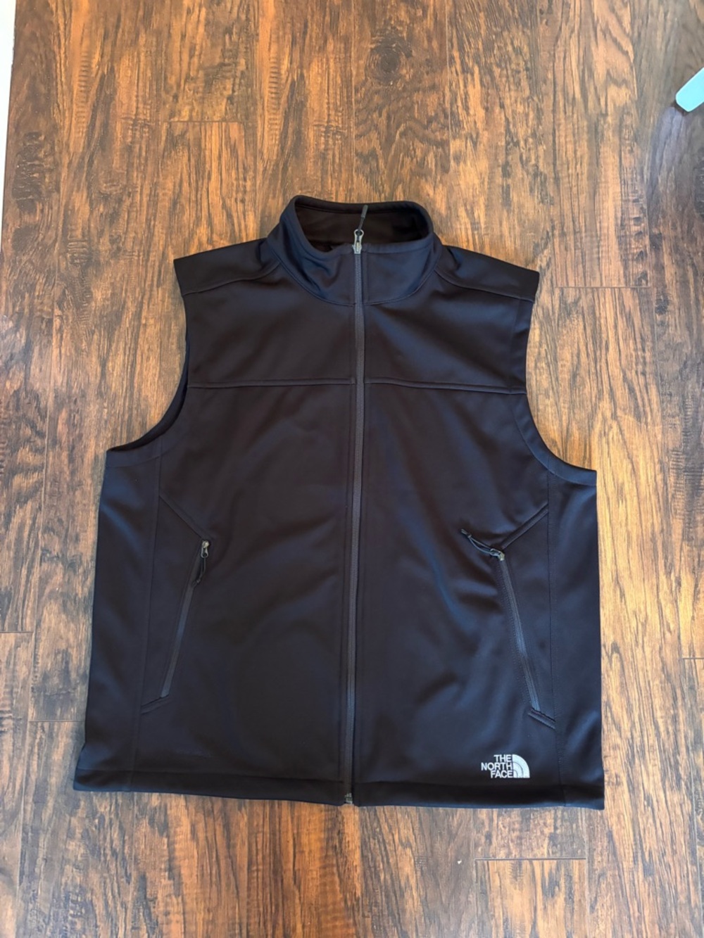 The North Face Black Men's WindWall Softshell Vest with Zip Pockets XL